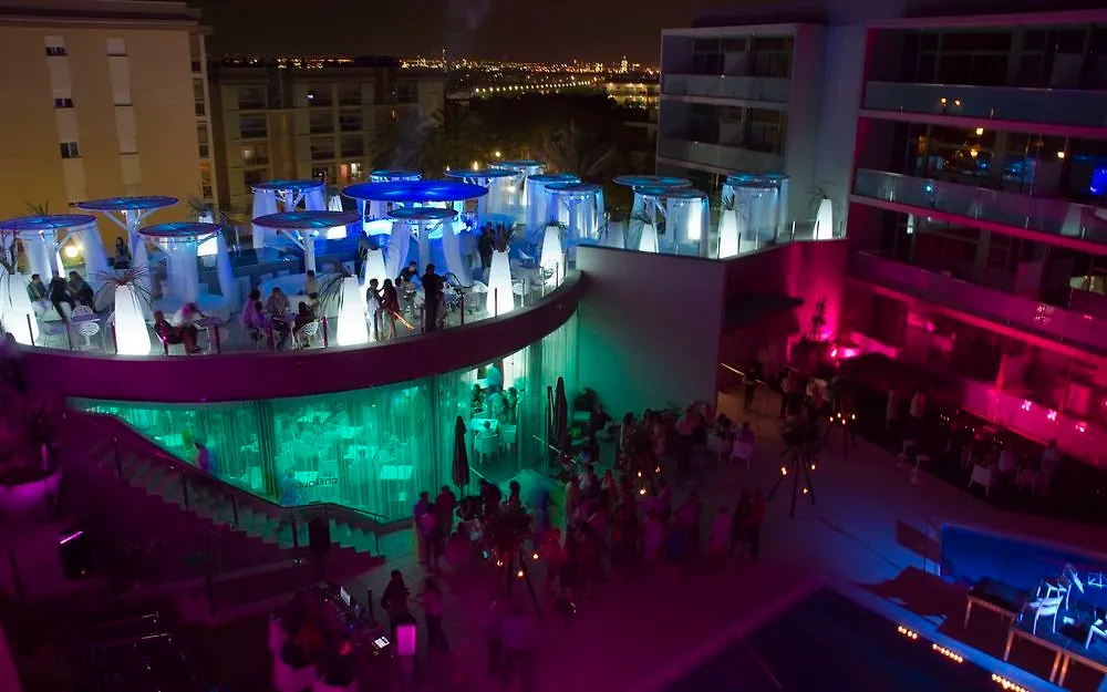 Aparthotel Four Elements Suites Salou 4*,