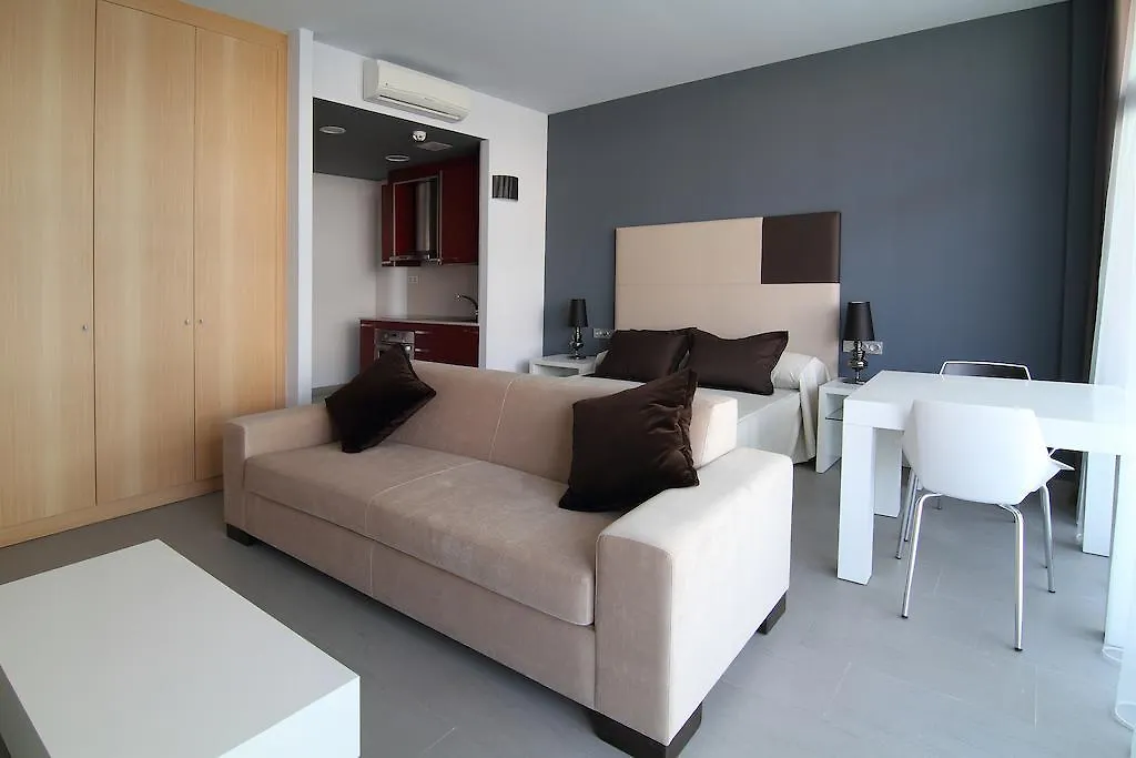 Aparthotel Four Elements Suites Salou
