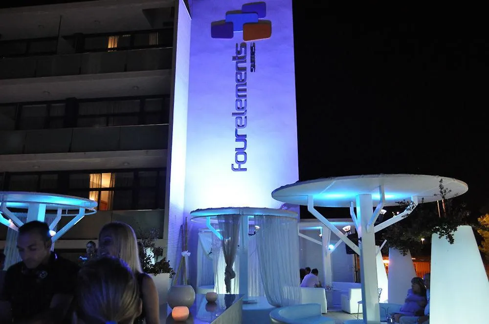 Aparthotel Four Elements Suites Salou 4*,  Espanha