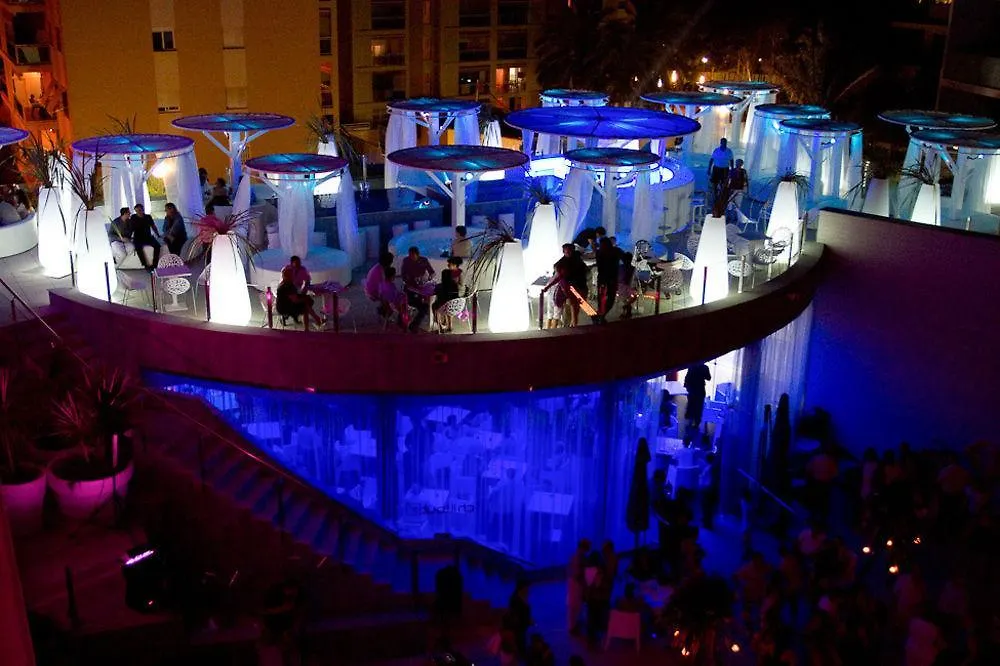 Aparthotel Four Elements Suites Salou
